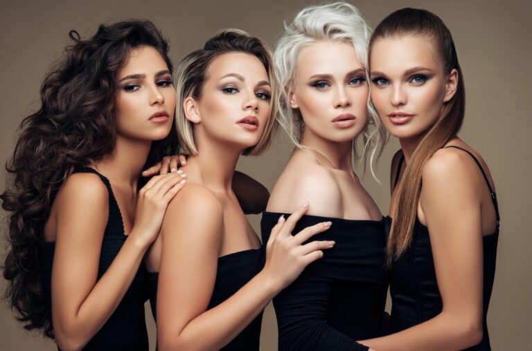 Fashion Model Agency – Perinteikäs mallitoimisto digitaalisen liiketoiminnan edelläkävijänä